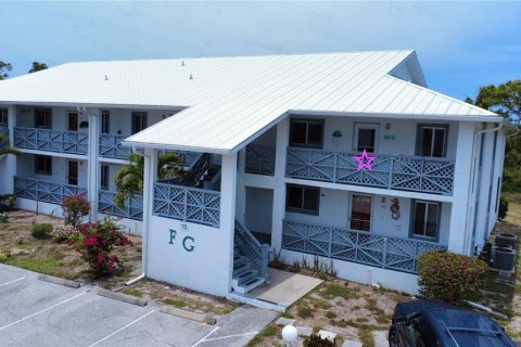Condo in Englewood, Florida, 2 bedrooms № 2103895 - photo 2