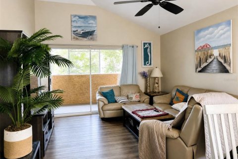 Condo in Englewood, Florida, 2 bedrooms № 2103895 - photo 7