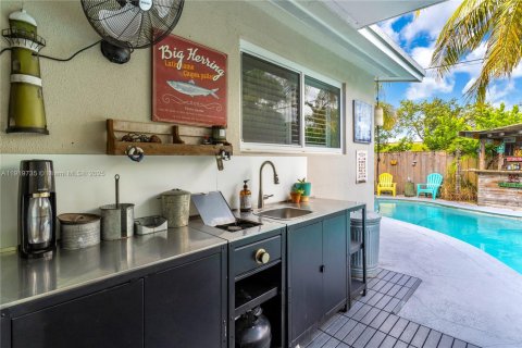 Купить виллу или дом в Катлер-Бей, Флорида 3 спальни, 139.54м2, № 1974750 - фото 22