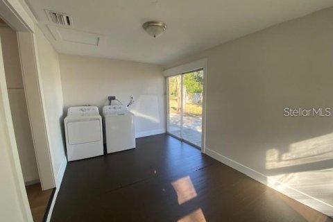 House in Groveland, Florida 3 bedrooms, 133.04 sq.m. № 1651566 - photo 23