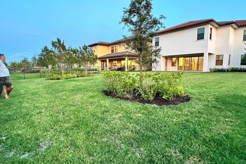 House in Parkland, Florida 5 bedrooms, 395.3 sq.m. № 1878534 - photo 3