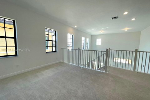 House in Parkland, Florida 5 bedrooms, 395.3 sq.m. № 1878534 - photo 7