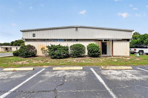 Immobilier commercial à vendre à Tavares, Floride: 4450.67 m2 № 2349638 - photo 8