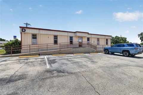 Immobilier commercial à vendre à Tavares, Floride: 4450.67 m2 № 2349638 - photo 12