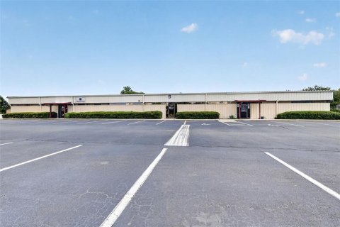 Immobilier commercial à vendre à Tavares, Floride: 4450.67 m2 № 2349638 - photo 9