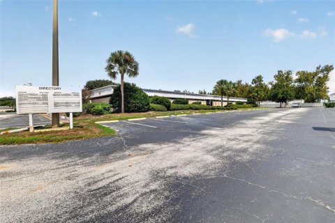 Immobilier commercial à vendre à Tavares, Floride: 4450.67 m2 № 2349638 - photo 6