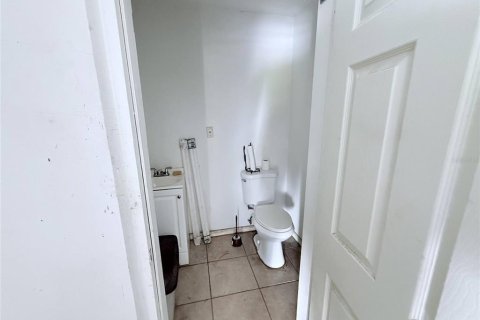 Immobilier commercial à louer à New Port Richey, Floride: 516.35 m2 № 1582511 - photo 9