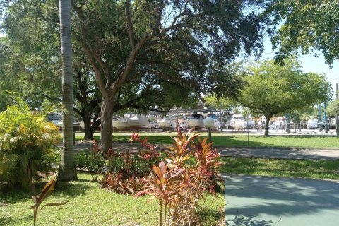 Copropriété à vendre à North Miami, Floride: 1 chambre, 52.4 m2 № 2091318 - photo 4