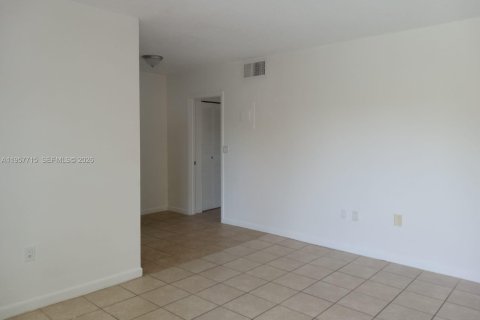 Copropriété à vendre à North Miami, Floride: 1 chambre, 52.4 m2 № 2091318 - photo 8
