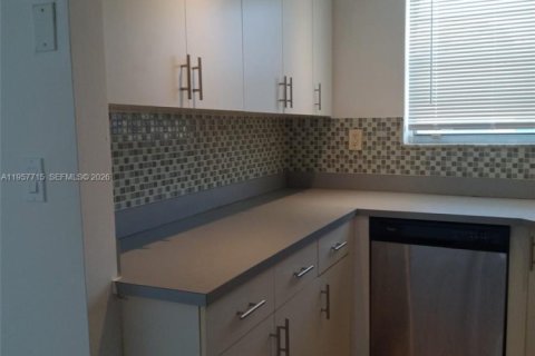 Copropriété à vendre à North Miami, Floride: 1 chambre, 52.4 m2 № 2091318 - photo 6