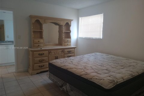 Copropriété à vendre à North Miami, Floride: 1 chambre, 52.4 m2 № 2091318 - photo 18
