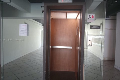 Copropriété à vendre à North Miami, Floride: 1 chambre, 52.4 m2 № 2091318 - photo 25