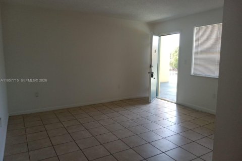 Copropriété à vendre à North Miami, Floride: 1 chambre, 52.4 m2 № 2091318 - photo 10