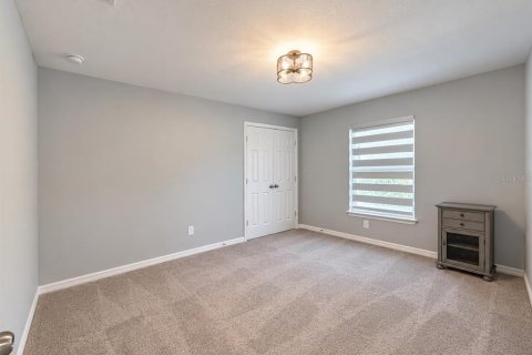 House in Cape Coral, Florida 4 bedrooms, 170.01 sq.m. № 2423753 - photo 14