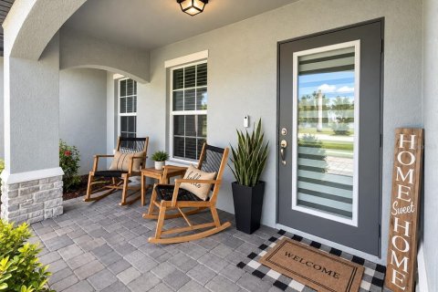House in Cape Coral, Florida 4 bedrooms, 170.01 sq.m. № 2423753 - photo 2