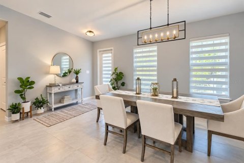 House in Cape Coral, Florida 4 bedrooms, 170.01 sq.m. № 2423753 - photo 6