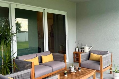 House in Cape Coral, Florida 4 bedrooms, 170.01 sq.m. № 2423753 - photo 21