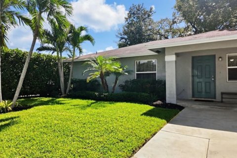 Villa ou maison à vendre à Fort Lauderdale, Floride: 4 chambres, 130.16 m2 № 2431276 - photo 7