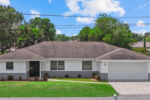 Casa en alquiler en Sarasota, Florida, 3 dormitorios, 180.32 m2 № 1849420 - foto 1