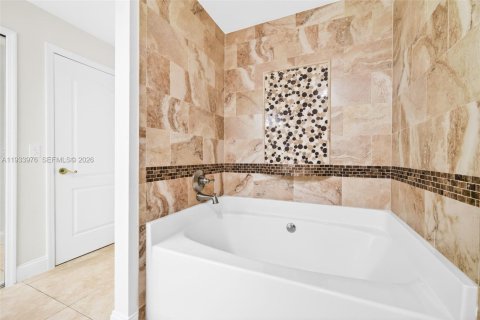 Купить виллу или дом в Лихай-Эйкерс, Флорида 3 спальни, 132.57м2, № 1996634 - фото 18