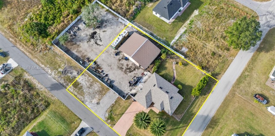 Дом в Лихай-Эйкерс, Флорида 3 спальни, 132.57м2 № 1996634