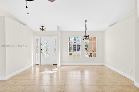 Купить виллу или дом в Лихай-Эйкерс, Флорида 3 спальни, 132.57м2, № 1996634 - фото 4