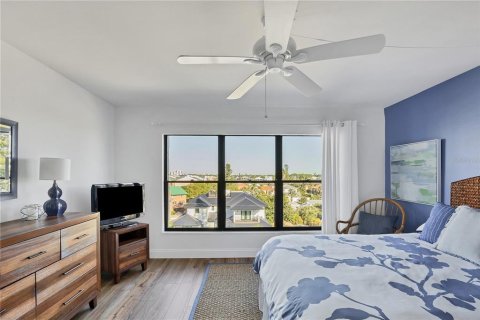 Condominio en alquiler en Sarasota, Florida, 3 dormitorios, 158.12 m2 № 625286 - foto 16