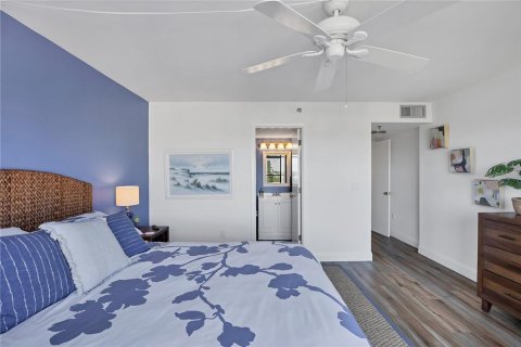 Condominio en alquiler en Sarasota, Florida, 3 dormitorios, 158.12 m2 № 625286 - foto 17