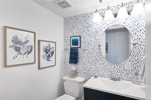 Condominio en alquiler en Sarasota, Florida, 3 dormitorios, 158.12 m2 № 625286 - foto 14