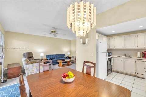 Copropriété à vendre à Deerfield Beach, Floride: 2 chambres, 76.92 m2 № 1871530 - photo 14