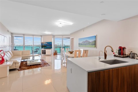 Condominio en venta en Miami, Florida, 3 dormitorios, 173.26 m2 № 1763989 - foto 28