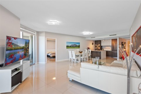 Condominio en venta en Miami, Florida, 3 dormitorios, 173.26 m2 № 1763989 - foto 30