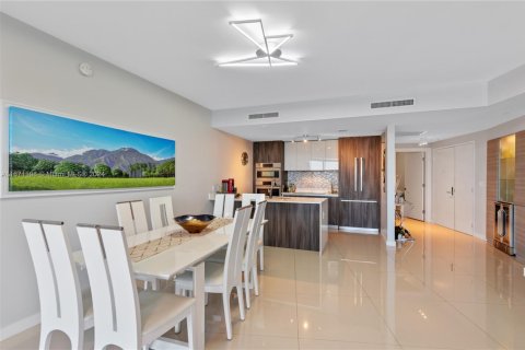 Condominio en venta en Miami, Florida, 3 dormitorios, 173.26 m2 № 1763989 - foto 29