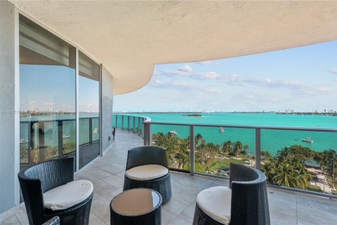 Condominio en venta en Miami, Florida, 3 dormitorios, 173.26 m2 № 1763989 - foto 4