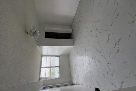 Condominio en alquiler en Lauderhill, Florida, 2 dormitorios, 96.62 m2 № 2190355 - foto 12