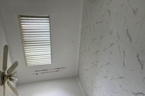 Condominio en alquiler en Lauderhill, Florida, 2 dormitorios, 96.62 m2 № 2190355 - foto 13
