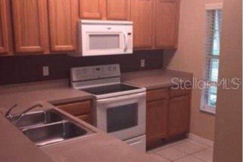 Adosado en alquiler en Kissimmee, Florida, 3 dormitorios, 120.31 m2 № 1917528 - foto 2