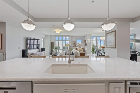 Condominio en venta en Tampa, Florida, 2 dormitorios, 177.16 m2 № 1883402 - foto 5