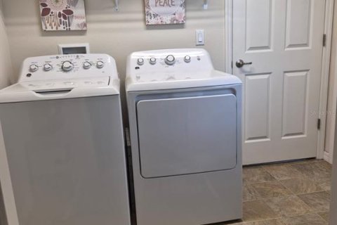 Casa en venta en Ocala, Florida, 4 dormitorios, 161.46 m2 № 2391249 - foto 13