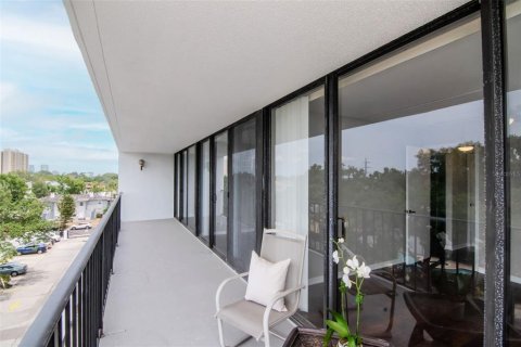 Copropriété à vendre à Tampa, Floride: 2 chambres, 95.88 m2 № 1549311 - photo 25