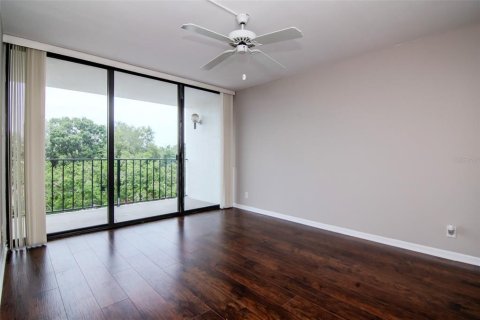 Copropriété à vendre à Tampa, Floride: 2 chambres, 95.88 m2 № 1549311 - photo 17