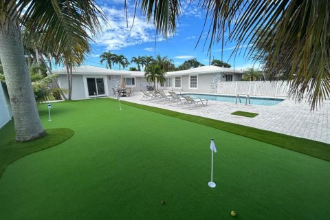 Commercial property in Fort Lauderdale, Florida 173.26 sq.m. № 2077525 - photo 8