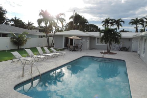 Commercial property in Fort Lauderdale, Florida 173.26 sq.m. № 2077525 - photo 16