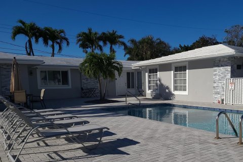 Commercial property in Fort Lauderdale, Florida 173.26 sq.m. № 2077525 - photo 3
