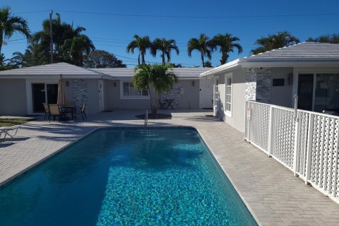 Commercial property in Fort Lauderdale, Florida 173.26 sq.m. № 2077525 - photo 2