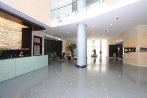 Снять в аренду квартиру в Авентура, Флорида 1 спальня, 70.05м2, № 1950004 - фото 11