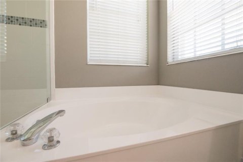 Condo in Coral Springs, Florida, 3 bedrooms № 2081937 - photo 15