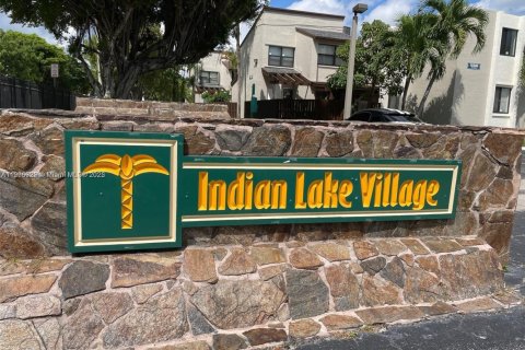 Снять в аренду кондоминиум в Майами, Флорида 2 спальни, 91.14м2, № 1956657 - фото 19