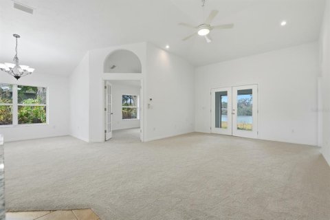 House in Port Orange, Florida 3 bedrooms, 156.17 sq.m. № 2110935 - photo 24