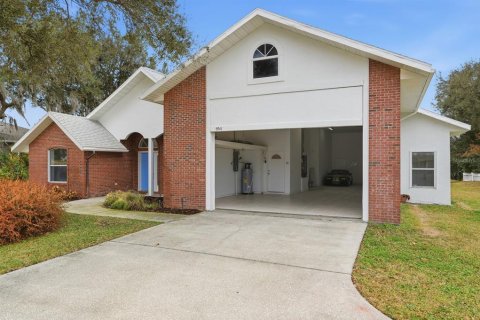 House in Port Orange, Florida 3 bedrooms, 156.17 sq.m. № 2110935 - photo 12